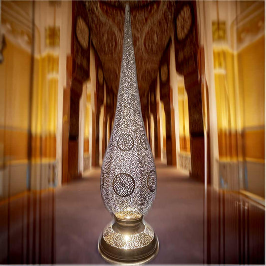 Orientalische Stehlampe „Shirin“ – Eleganz in Kupfer in silberner Pracht
